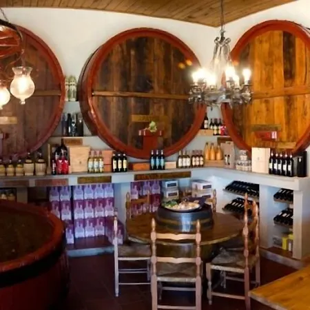 Borgo Filicardo 아파트 몬테스페르톨리