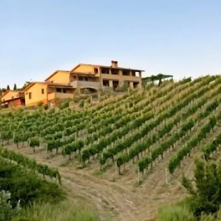 Borgo Filicardo 아파트
